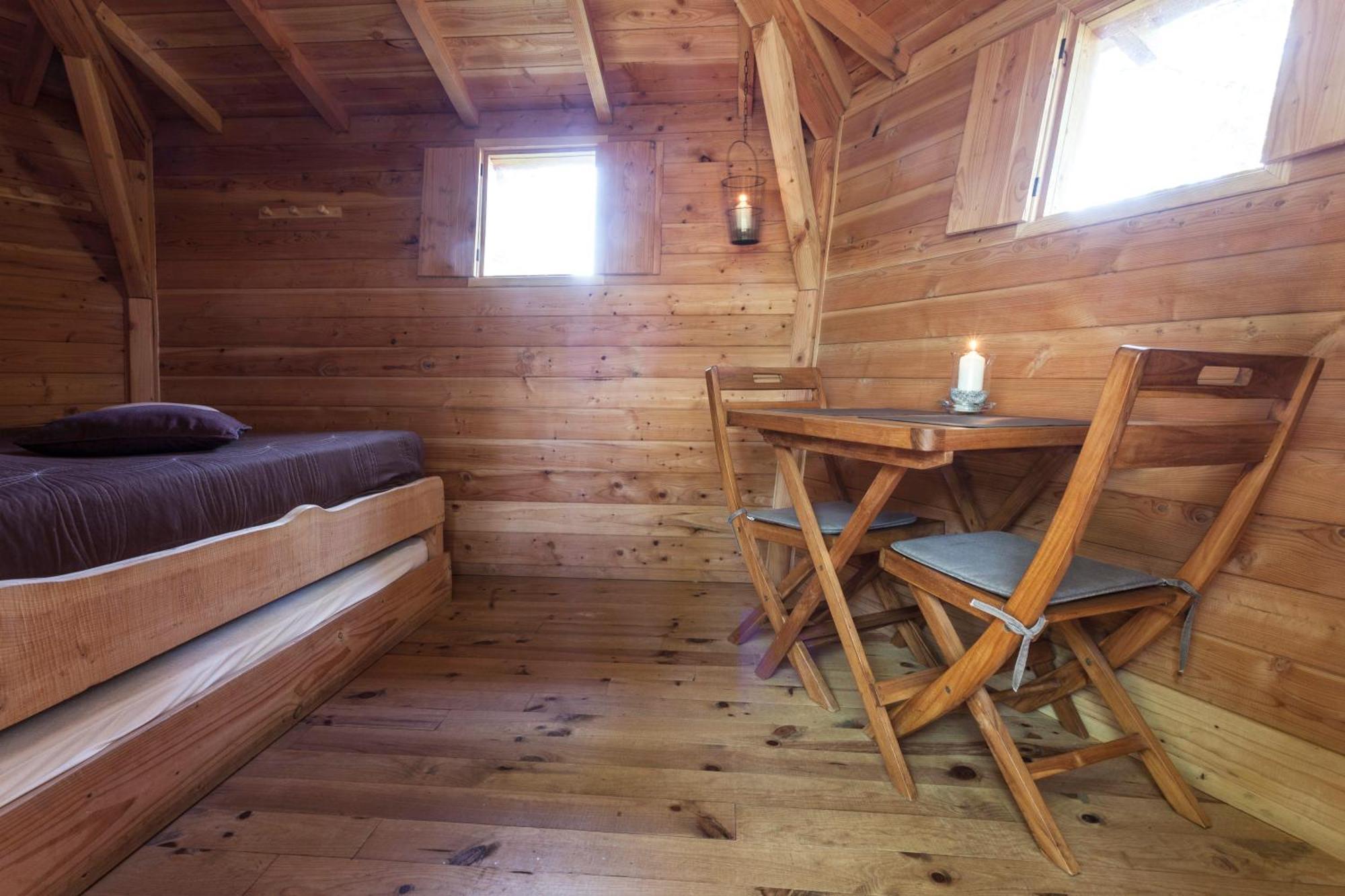Les Cabanes De Fontfroide Saint-Antoine  Extérieur photo